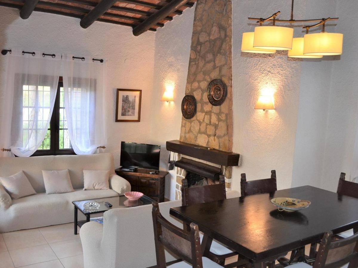 Villa Anna เบกูร์ ภายนอก รูปภาพ